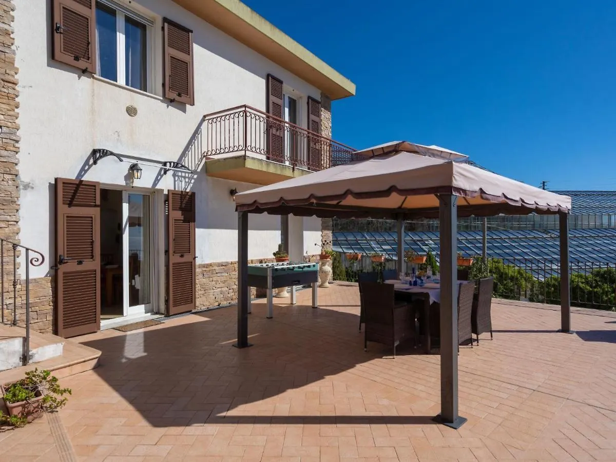 Apartment Relax By Interhome Poggio  0*, Poggio (Imperia) Itália